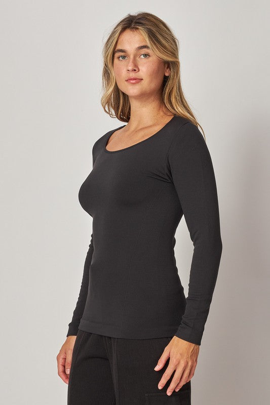 Fleece Lined ROUND Neck Long Sleeve Top / 2 colors