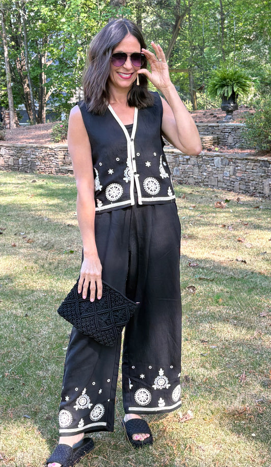 Medallion Embroidered Black Rope Belt Wide Leg Pant