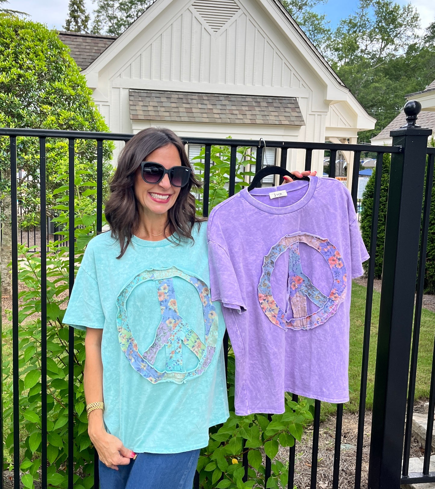 Peace Out Washed Top / 2 colors