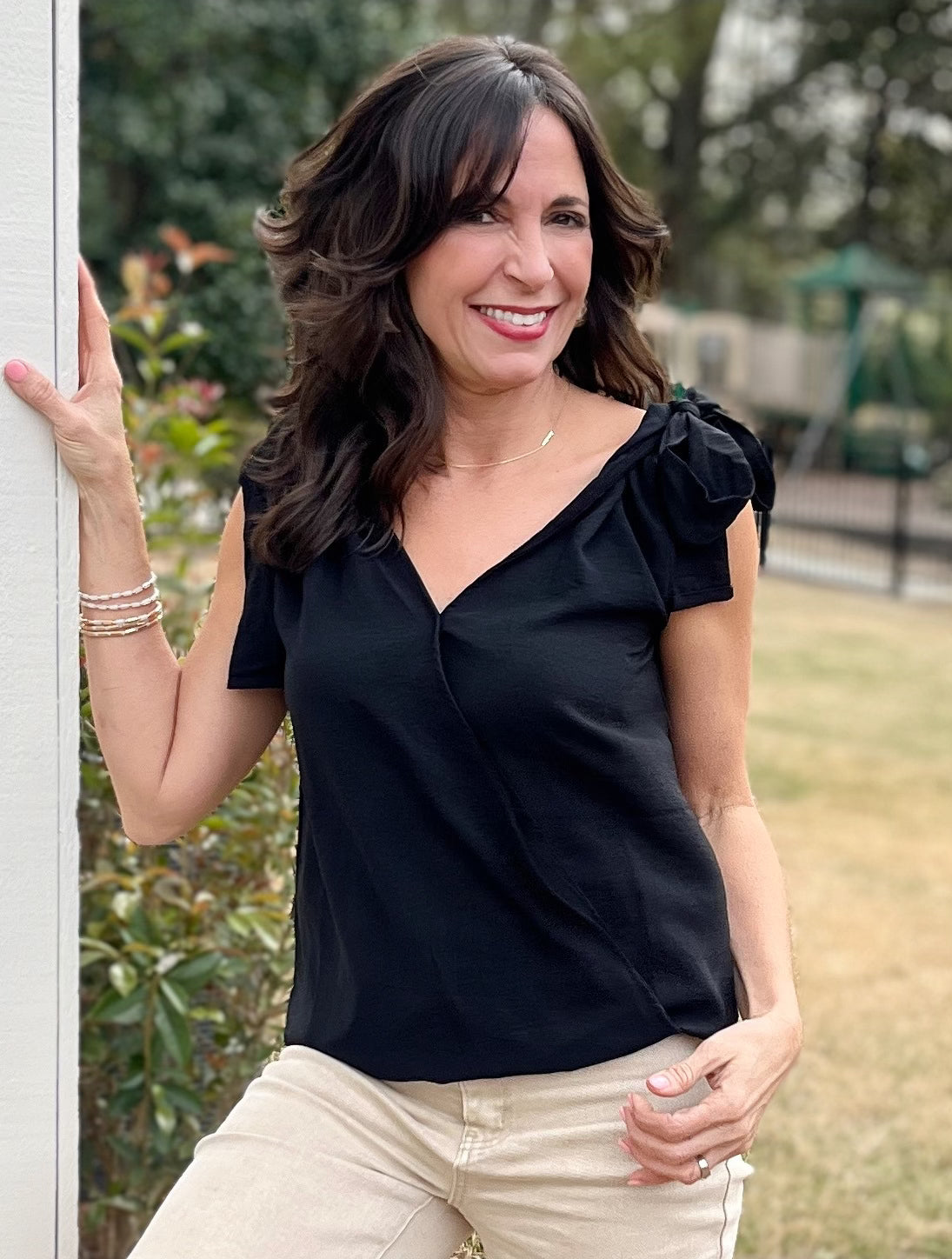 Air Flow shoulder tie Black sleeveless Top
