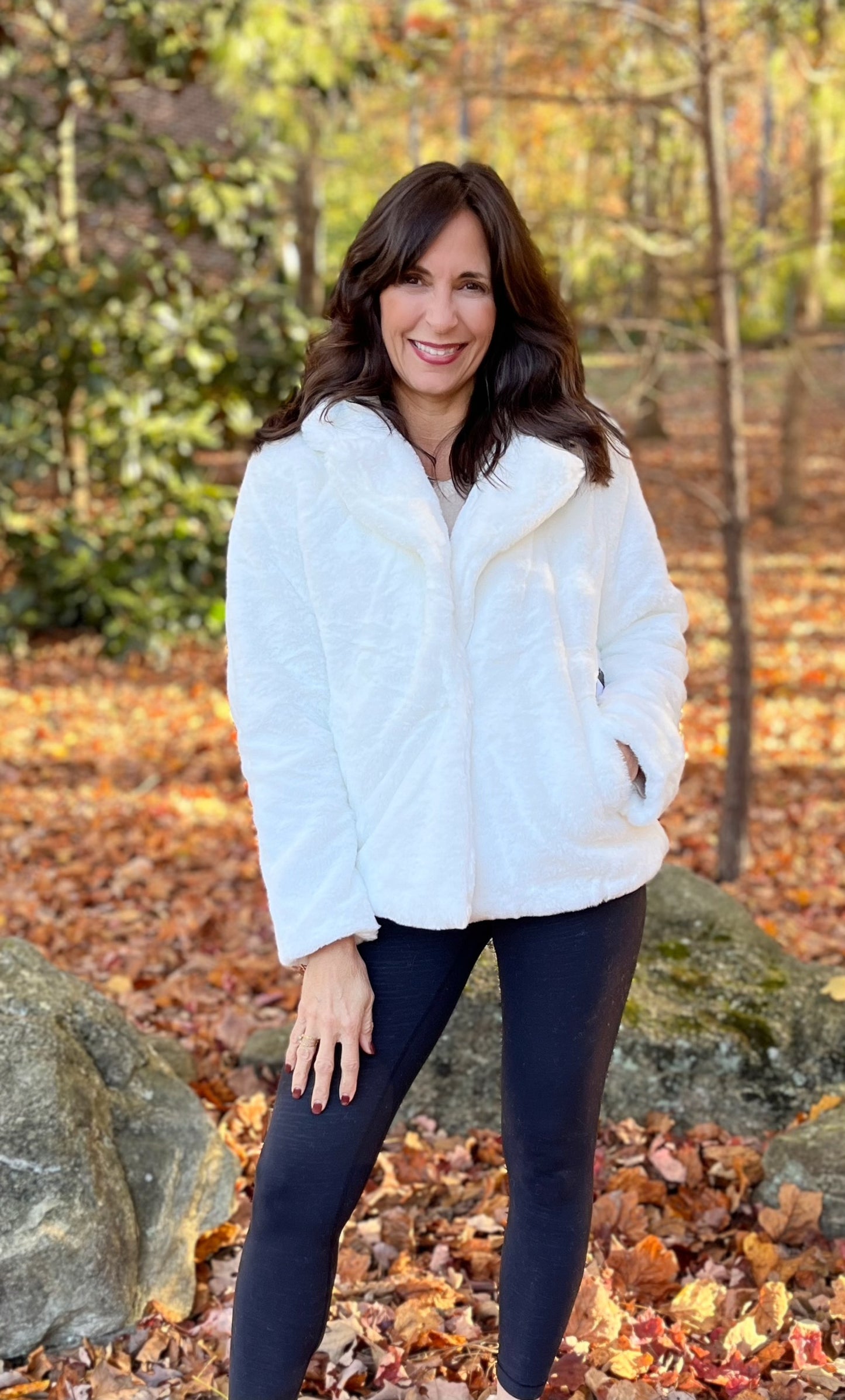 Single Breasted IVORY Faux Fur Jacket