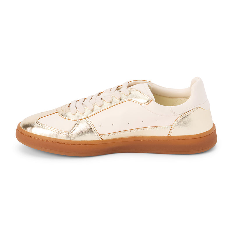 Dana Gold Low Top Sneaker
