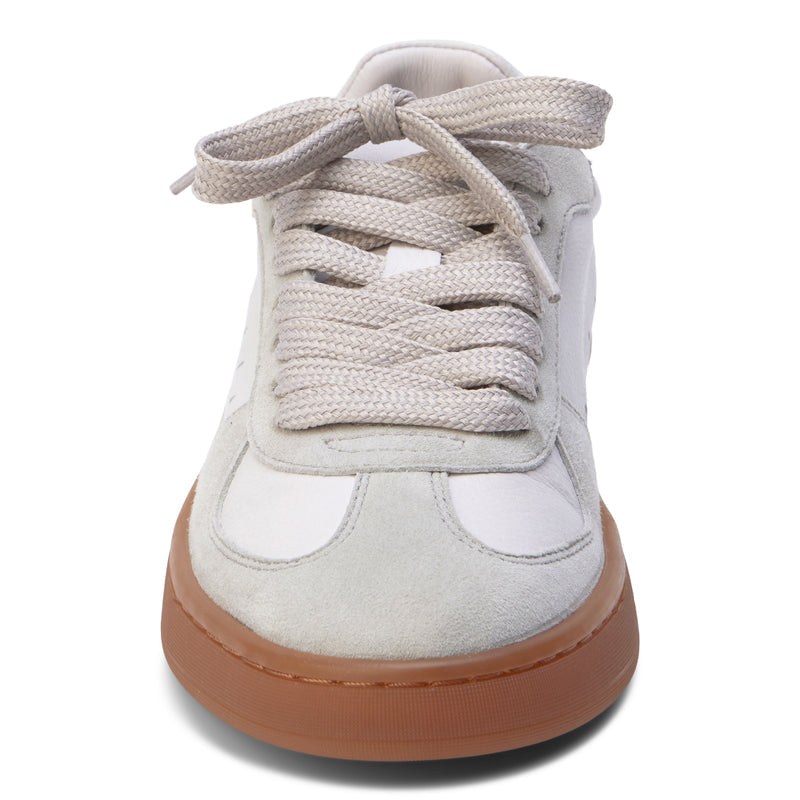 Monty Taupe Low Top Sneaker