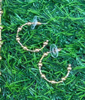 Water Resistant Beaded 1" Hoop Earring / Silver & Gold