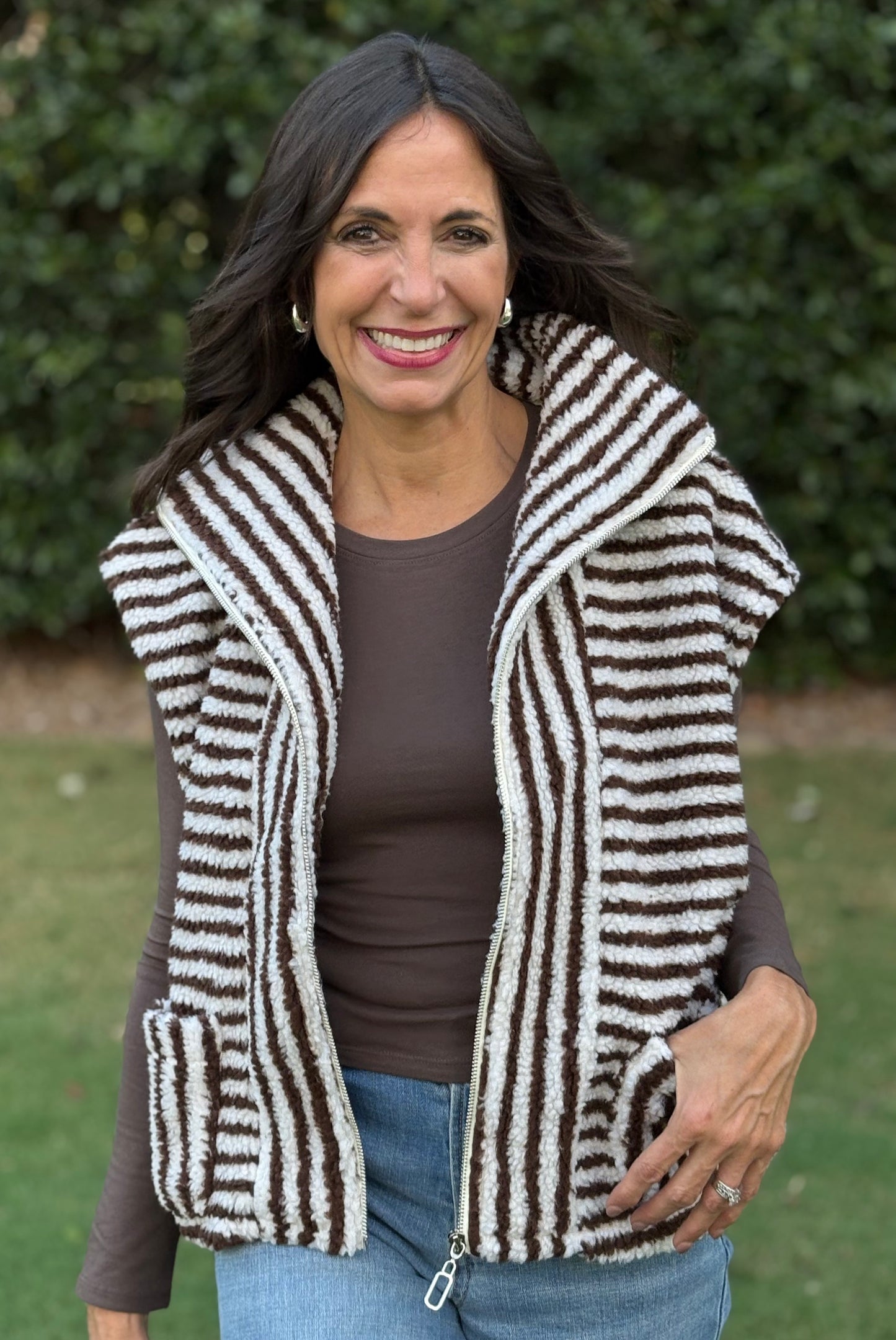 Fuzzy Plush Stripe Vest / 3 colors