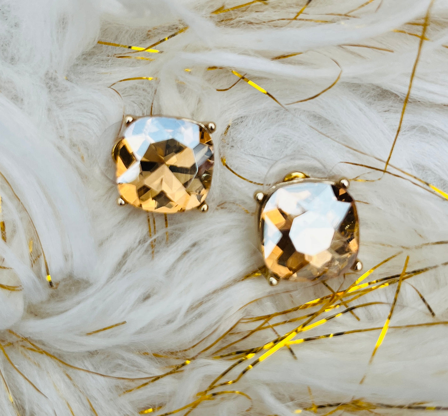 Holiday Jewel Stud Earings / 3 colors