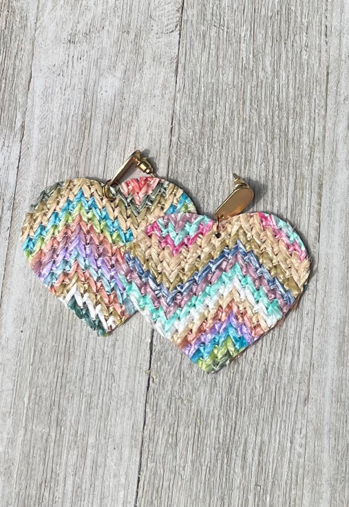 Summer Heart Raffia Earrings / 2 colors