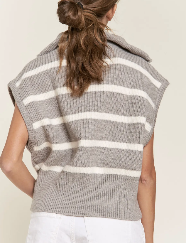 Wing Collar Relaxed Fit Sweater