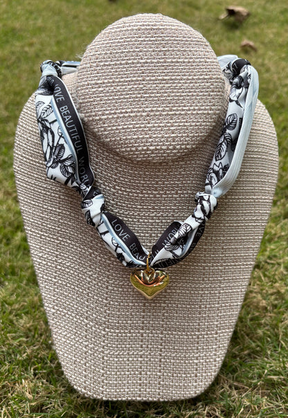 Heart Charm Fall Scarf Necklaces / 6 patterns