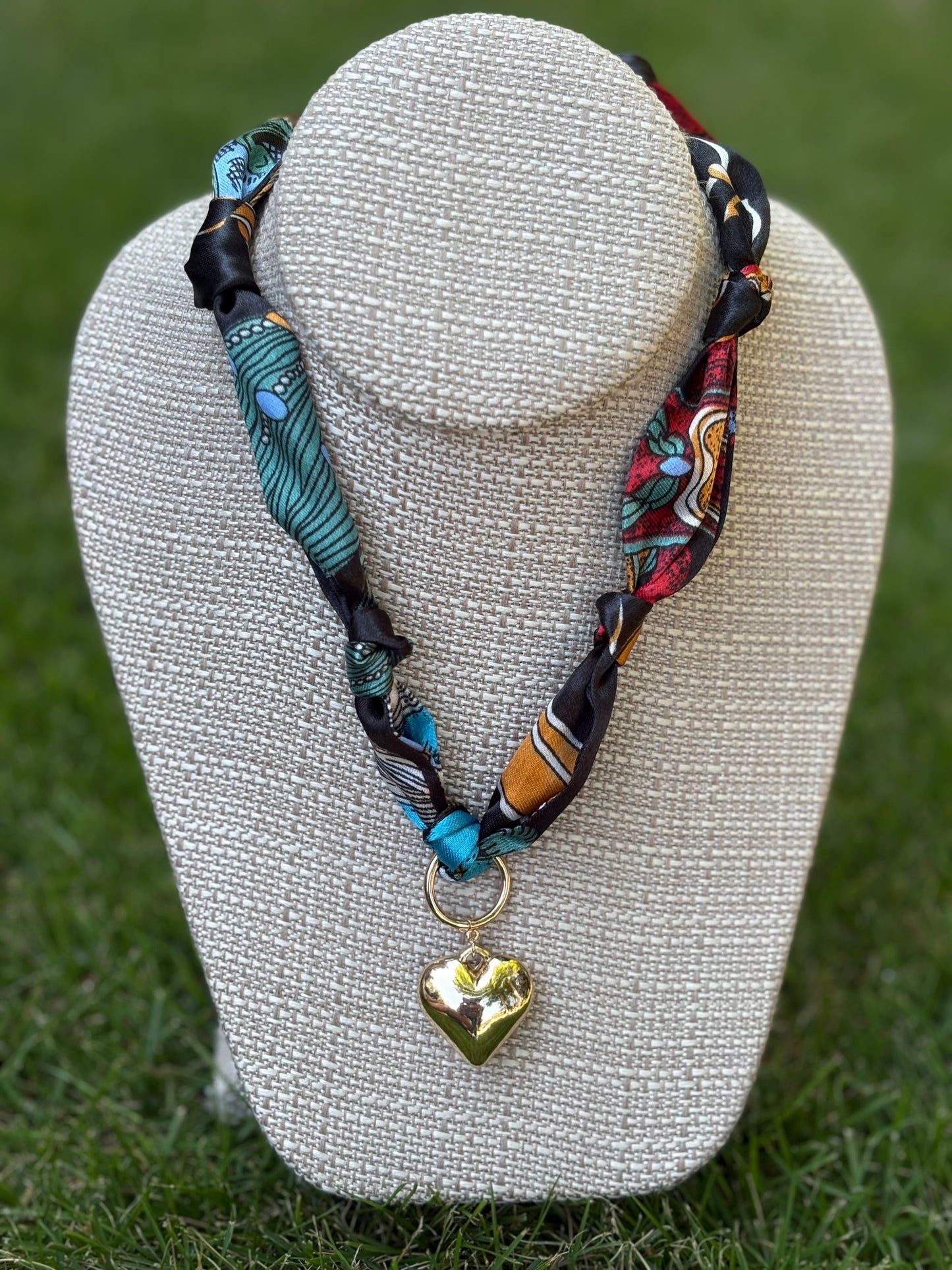 Heart Charm Fall Scarf Necklaces / 6 patterns