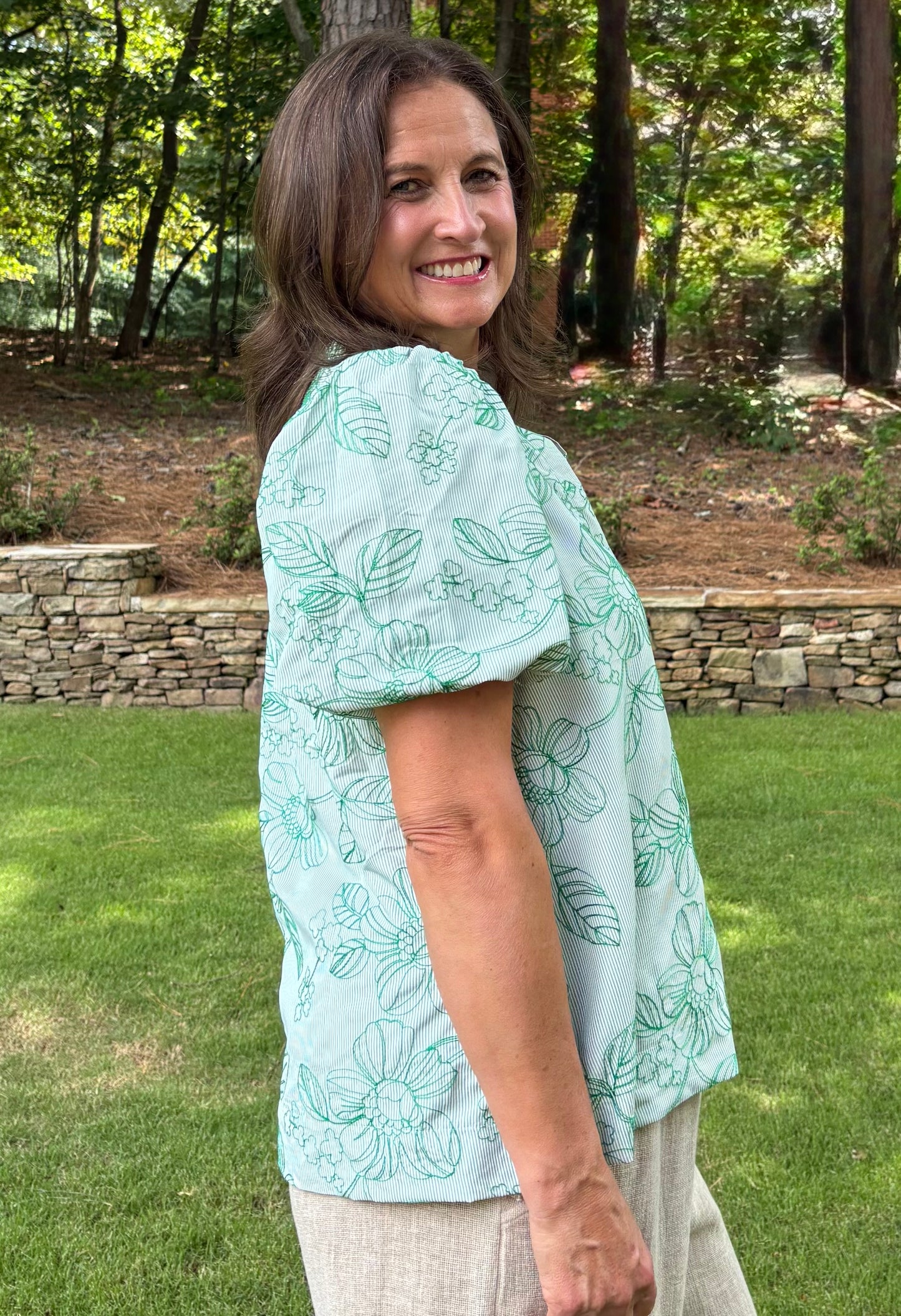 Embroidered Floral Blouse/2 colors