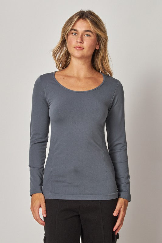 Fleece Lined ROUND Neck Long Sleeve Top / 2 colors