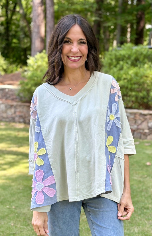 Daisy Patch Mineral Wash Pullover
