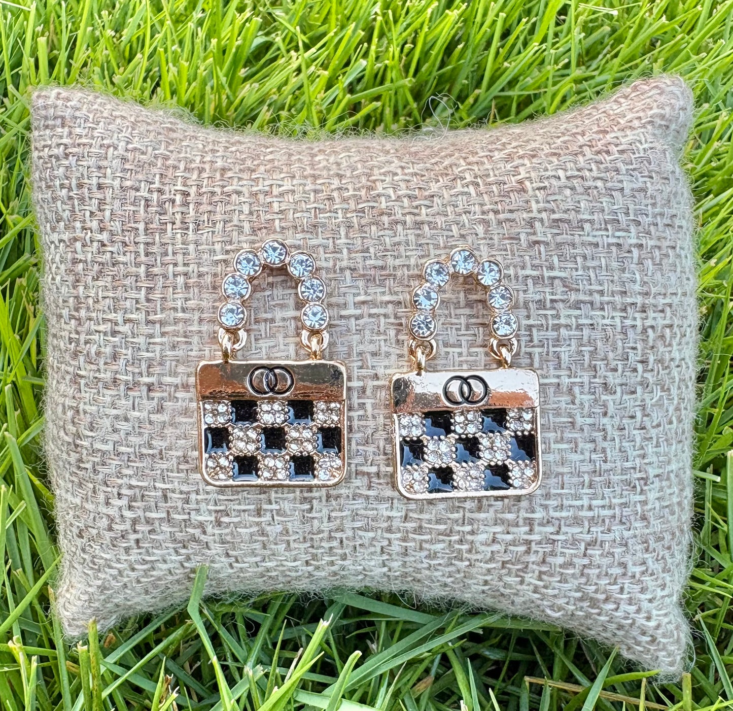 Oh So Gucci! Stud Fashion Earrings
