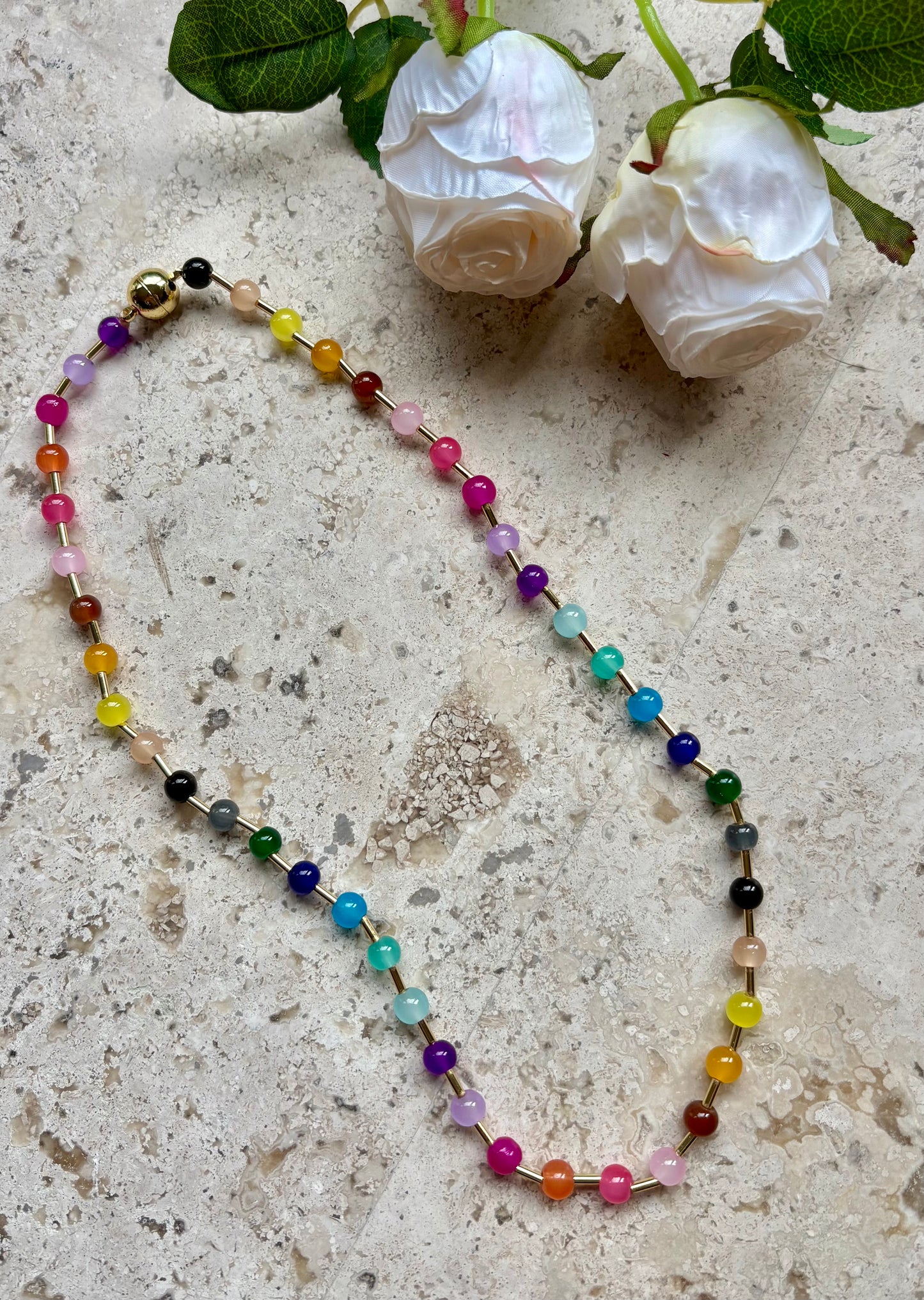 Glass Bead Magnet Short Necklace