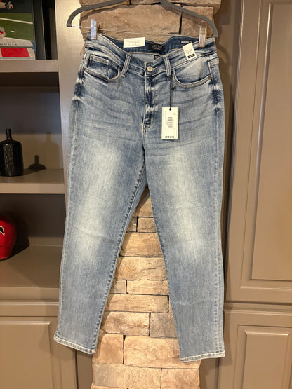 Judy Blue Washed Denim Boyfriend Jean