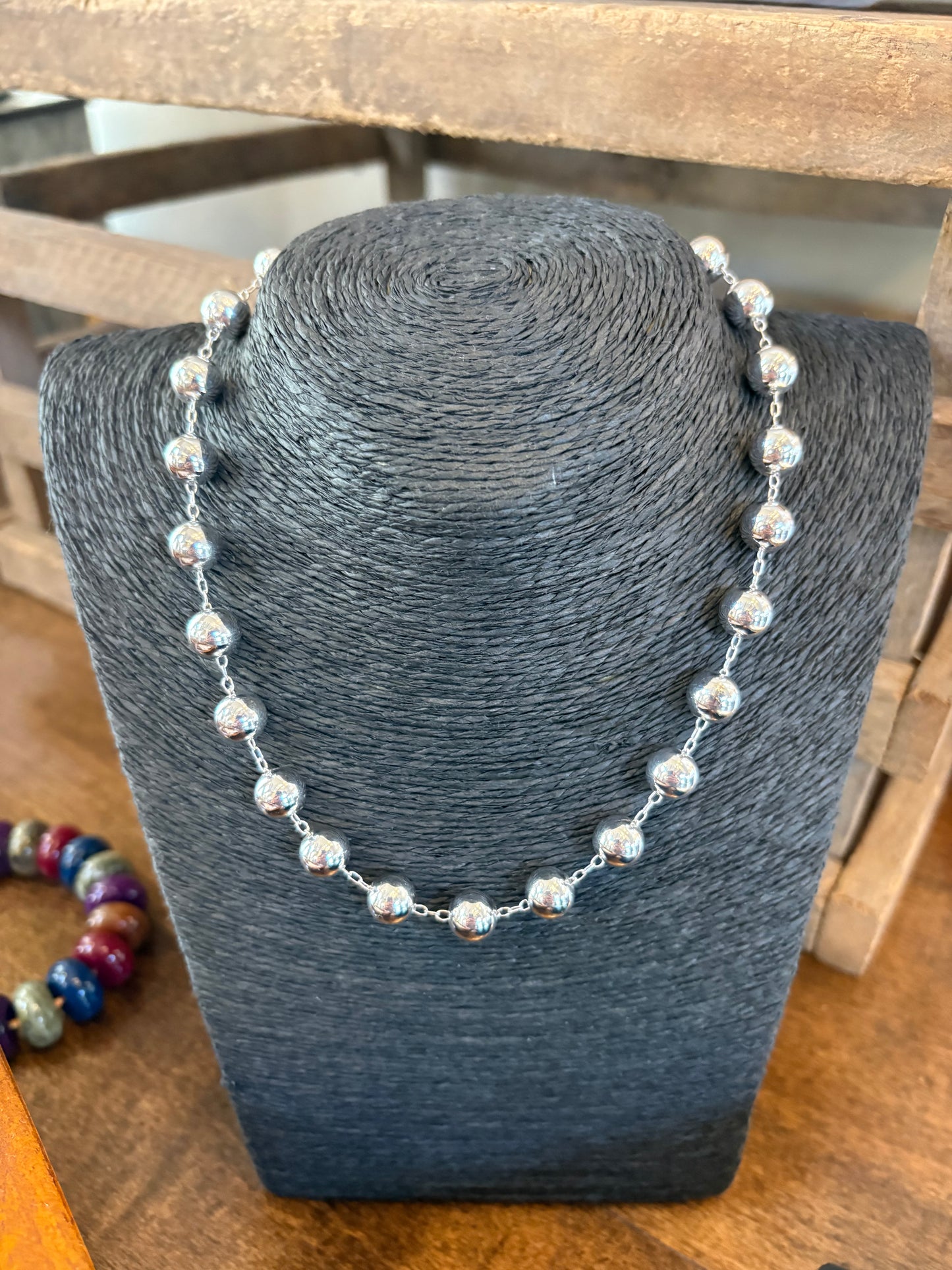 Metallic Ball Bead Magnetic Necklace / 3 colors
