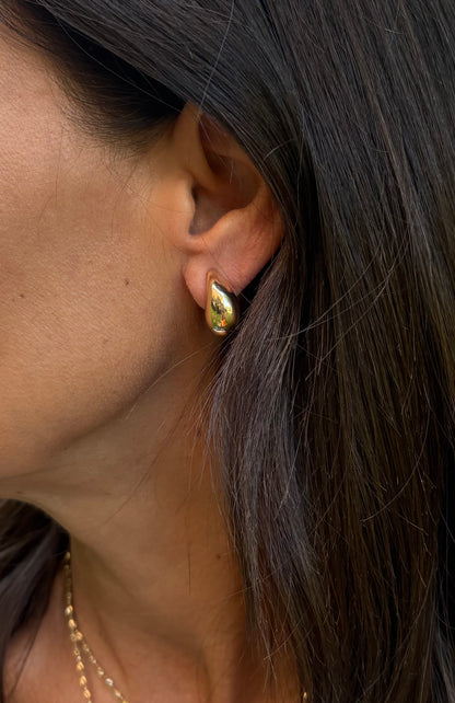 Gold Teardrop Dupe Stud Earrings