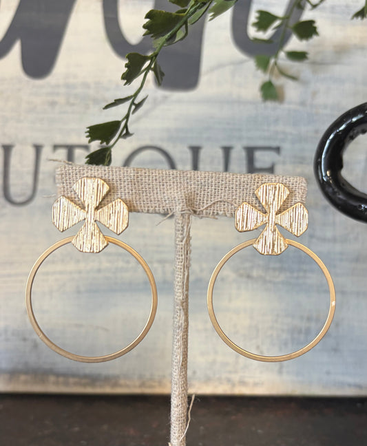 Matte Gold Hoop Earring with Clover Accent