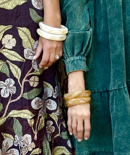 Acrylic Bangle / 2 colors