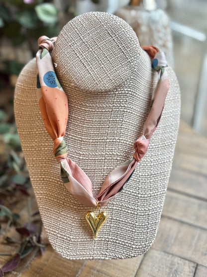 Heart Charm Fall Scarf Necklaces / 6 patterns