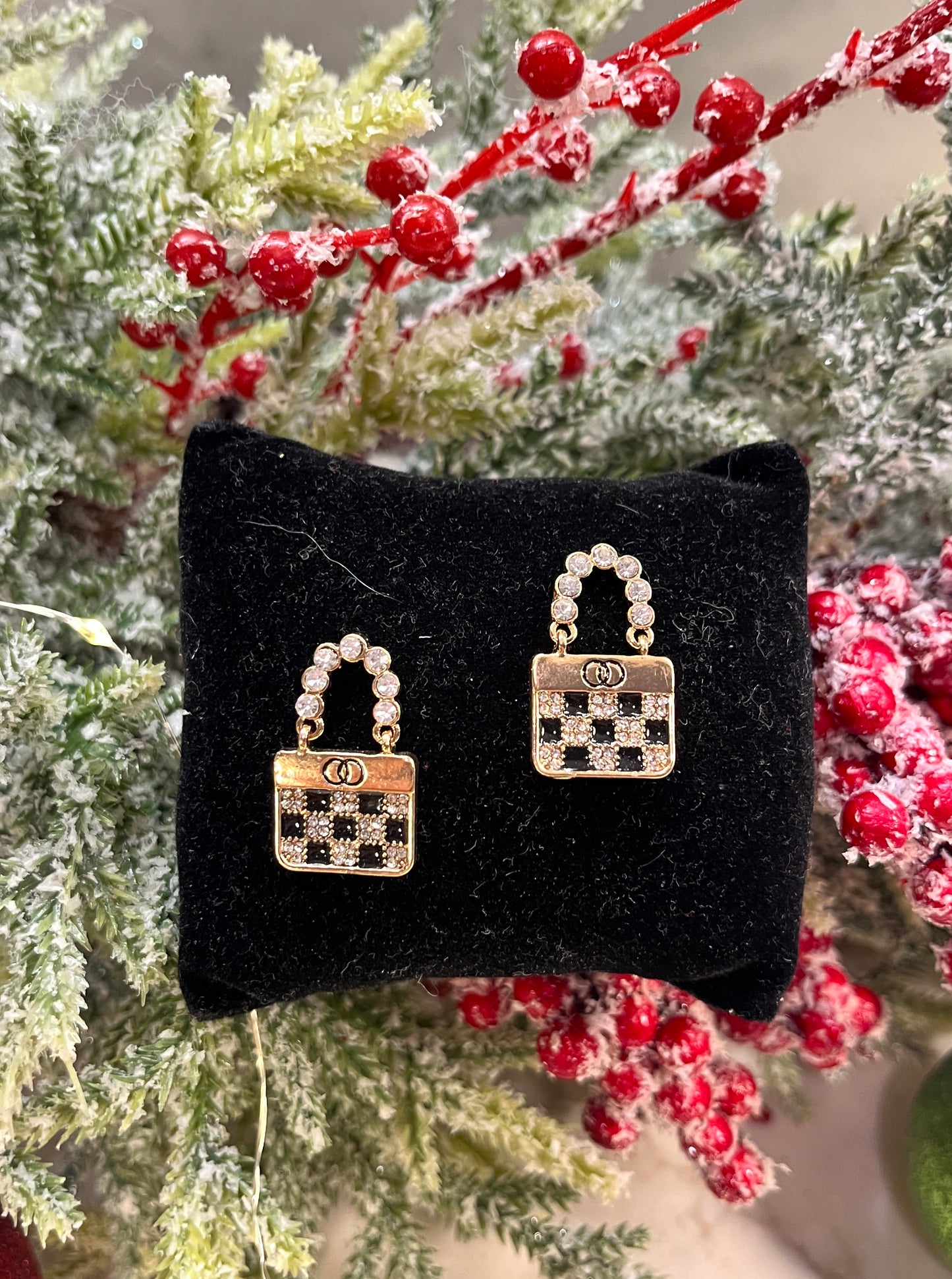 Oh So Gucci! Stud Fashion Earrings