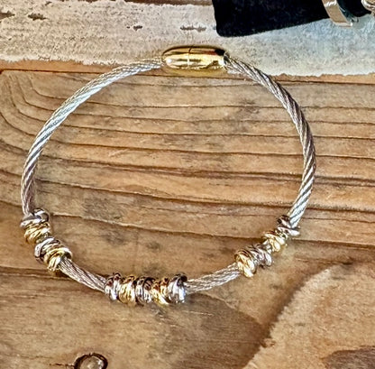 Two toned magnetic cable bracelet