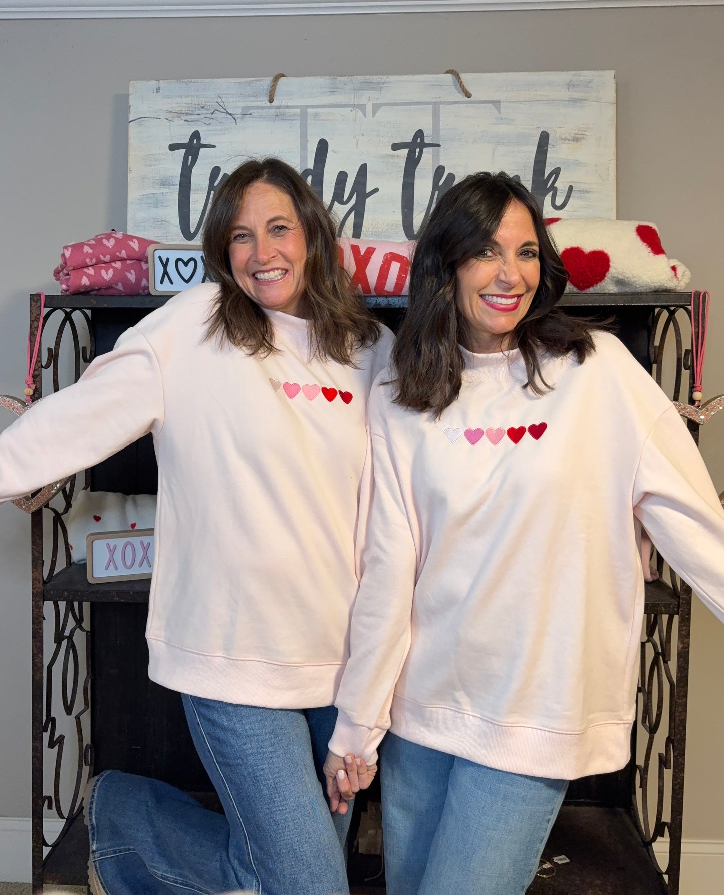 Embroidered Hearts Oversized Mockneck sweatshirt