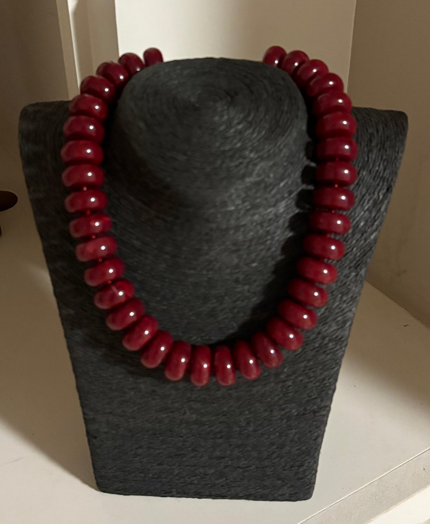 Flattened Resin Bead Statement Necklace / 3 colors