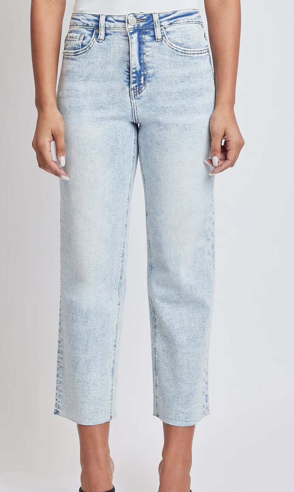 High Rise Cropped Washed Straight Jean