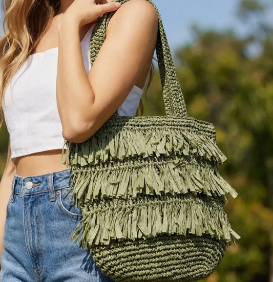 Oilve Straw Braided Raffia Fringe Tote Bag