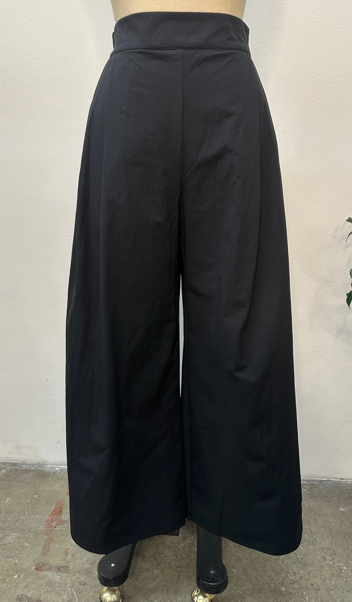 Black Poplin Two Piece Pant Set