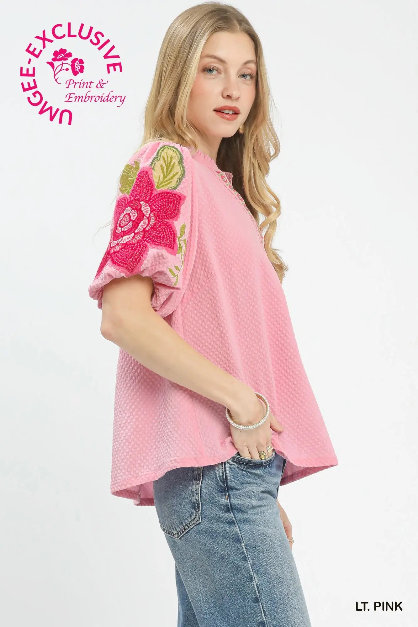 Textured Jacquard V-Neck Bubble Sleeve Top