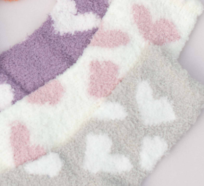 Fuzzy Heart Socks / 3 colors